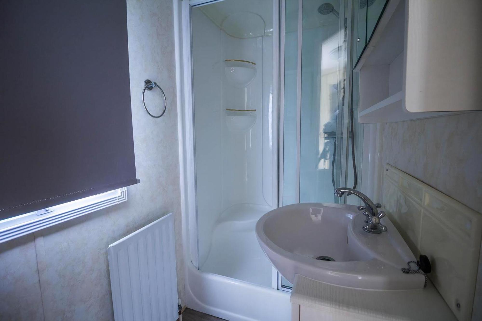 Brilliant Caravan For Hire At Manor Park In Hunstanton Norfolk Ref 23176K Hotel Bagian luar foto